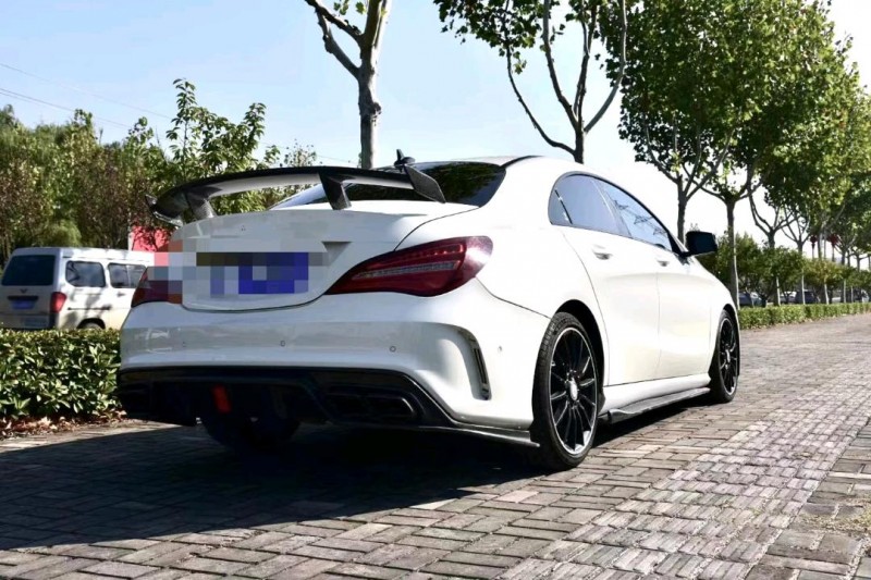 徐州17年奔驰CLA7