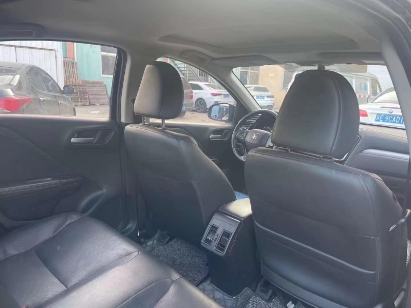 青岛16年本田哥瑞8