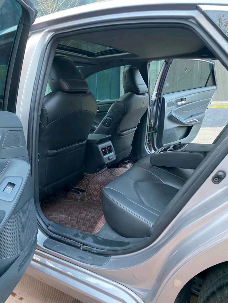 邯郸20年丰田亚洲龙9