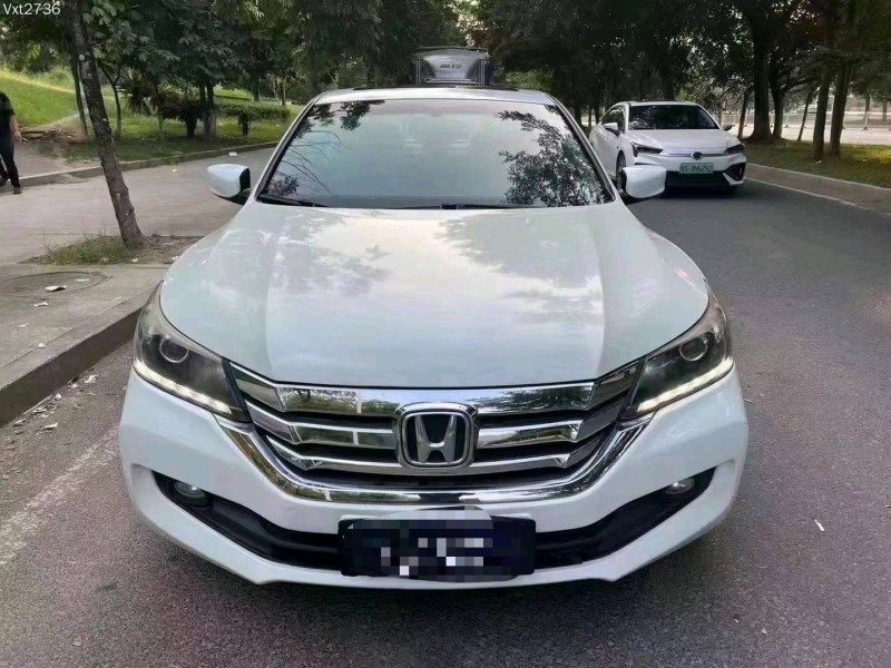 广州15年本田雅阁1