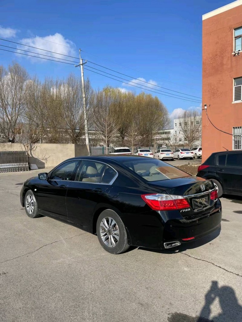 沈阳14年本田雅阁4