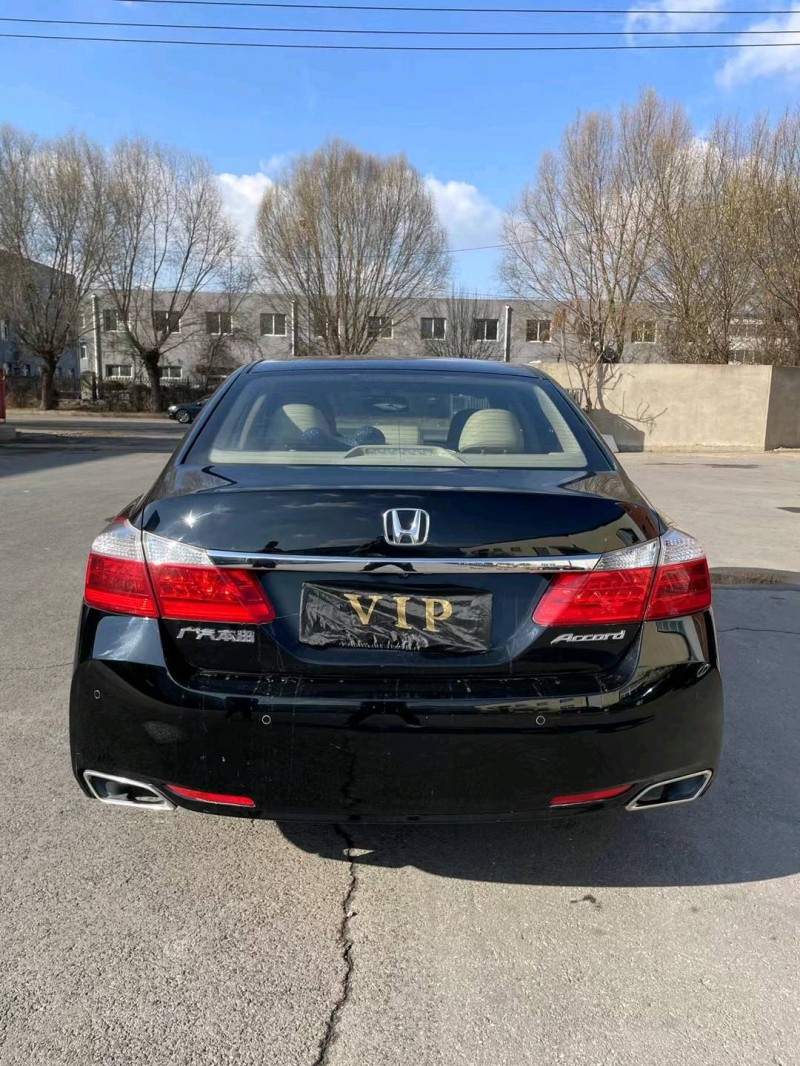 沈阳14年本田雅阁6