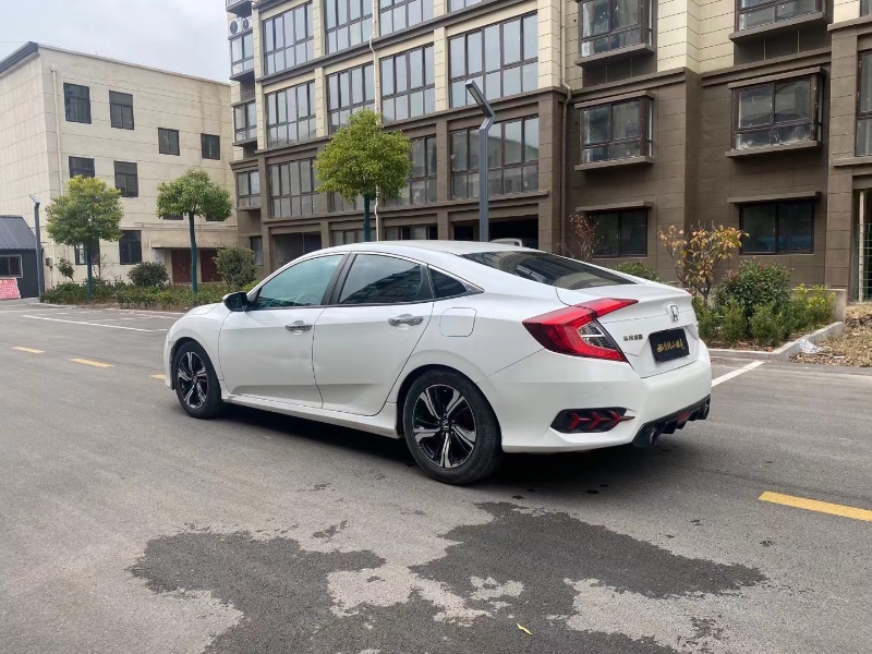 徐州16年本田思域7