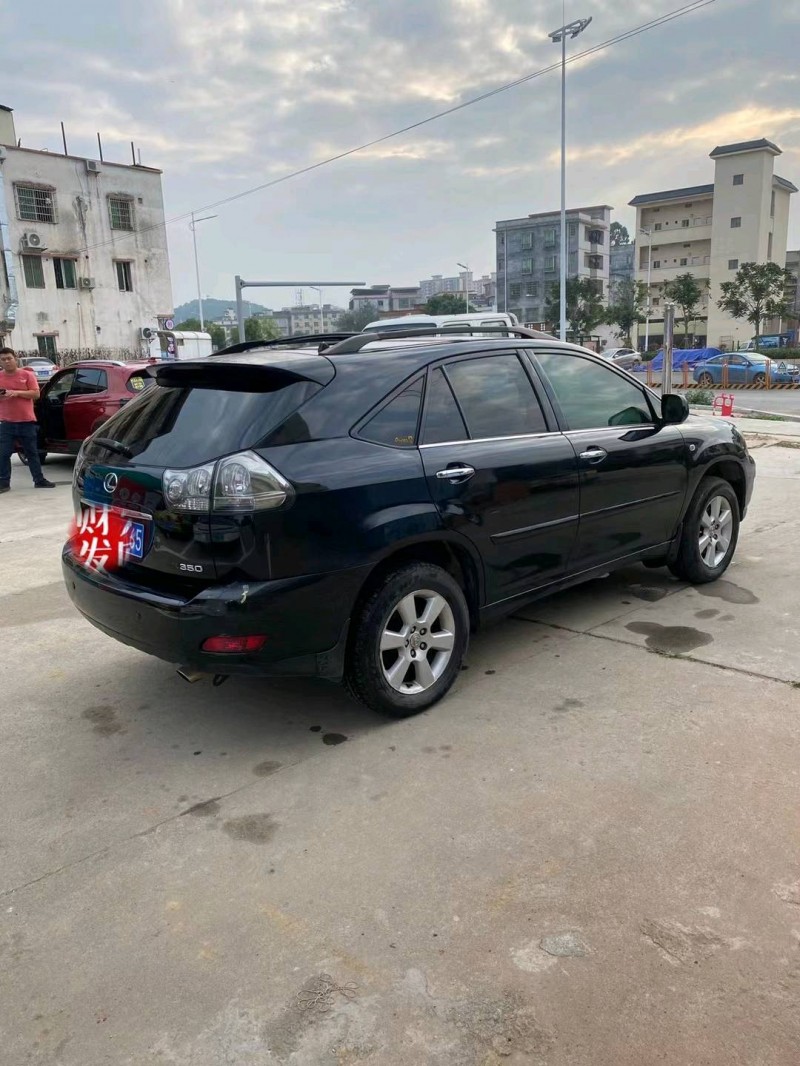 广州08年雷克萨斯RX7