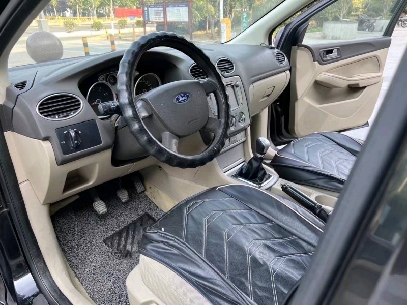 枣庄09年福特福克斯4