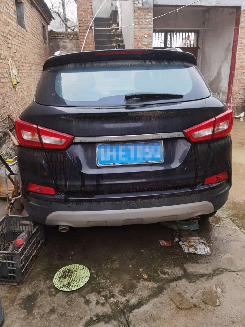 济宁17年北汽绅宝X553