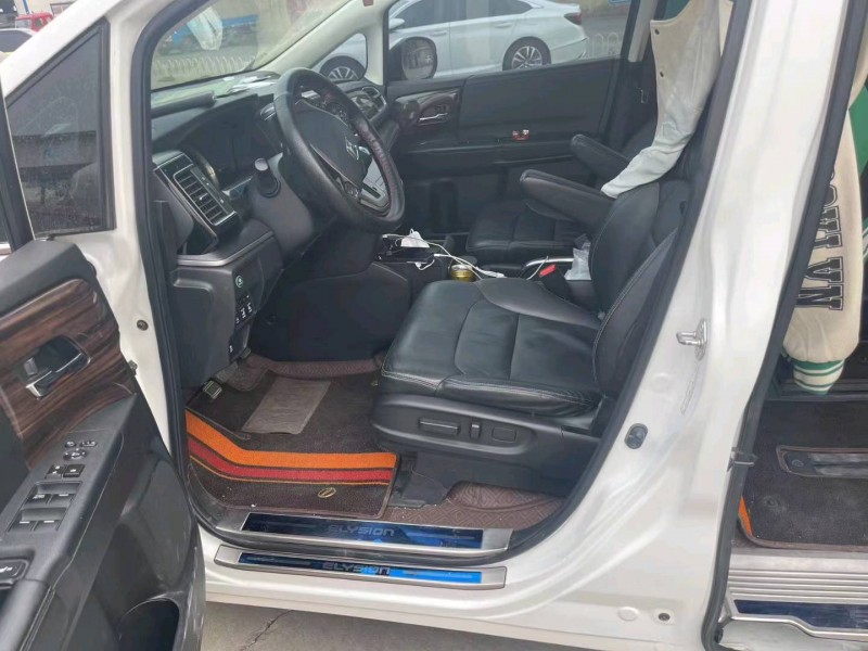 邯郸17年本田艾力绅8