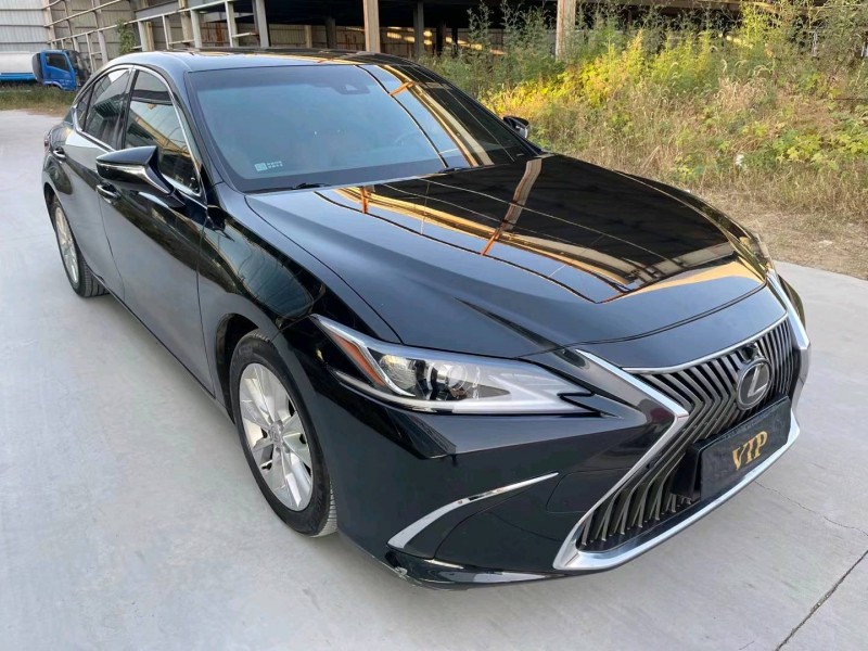 济宁18年雷克萨斯ES3