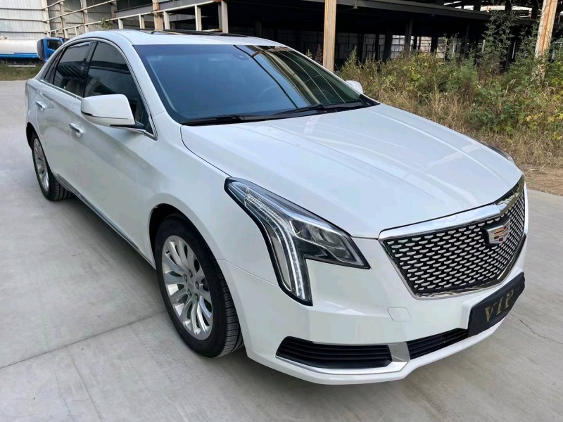 济宁19年凯迪拉克XTS3