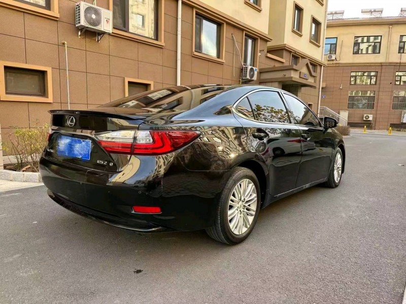 邯郸17年雷克萨斯ES5