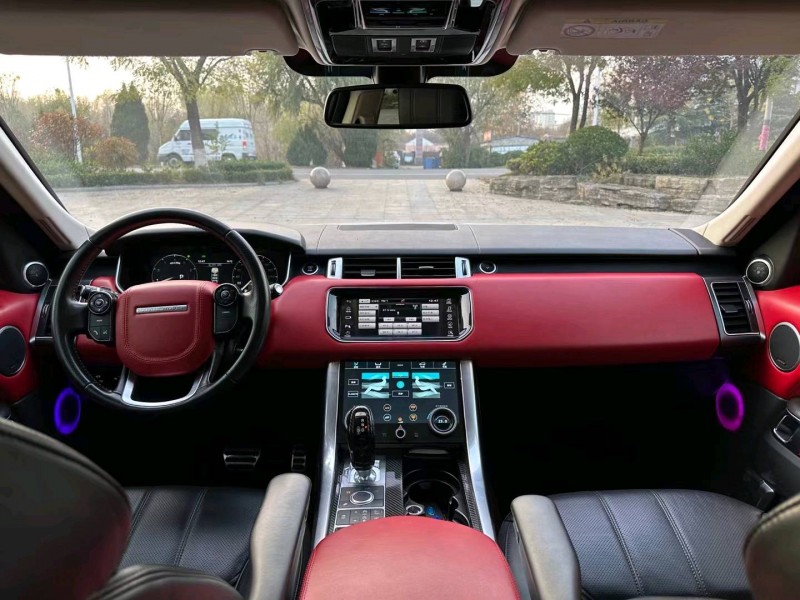 青岛15年路虎揽胜运动4