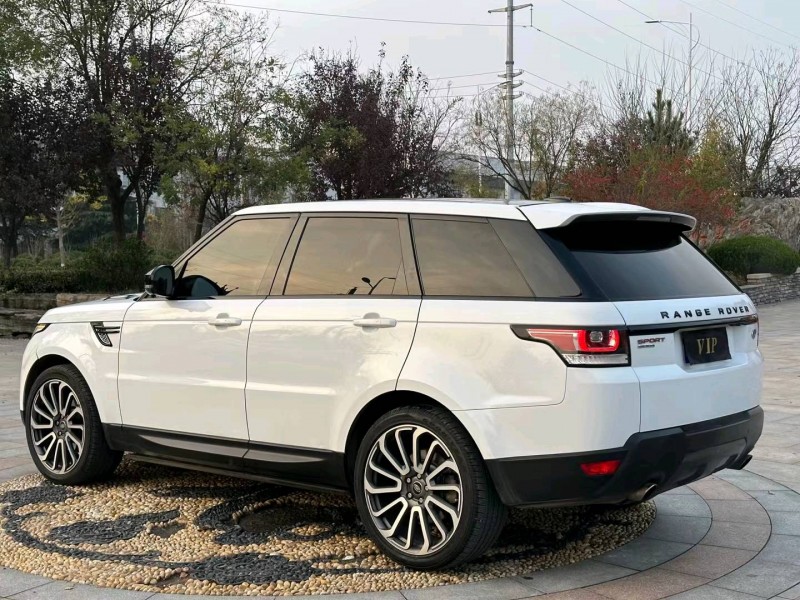 青岛15年路虎揽胜运动7