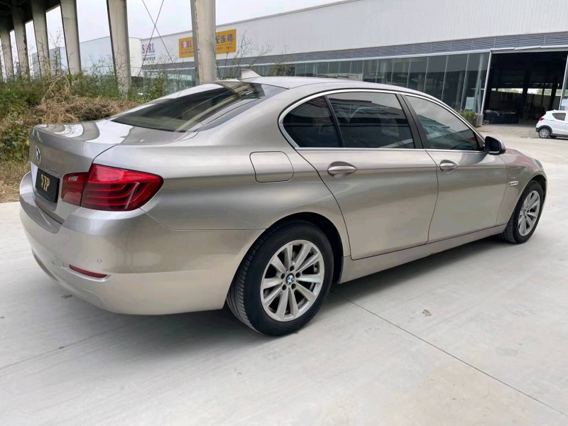 济宁15年宝马5系4