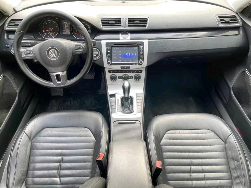 济宁14年大众迈腾5