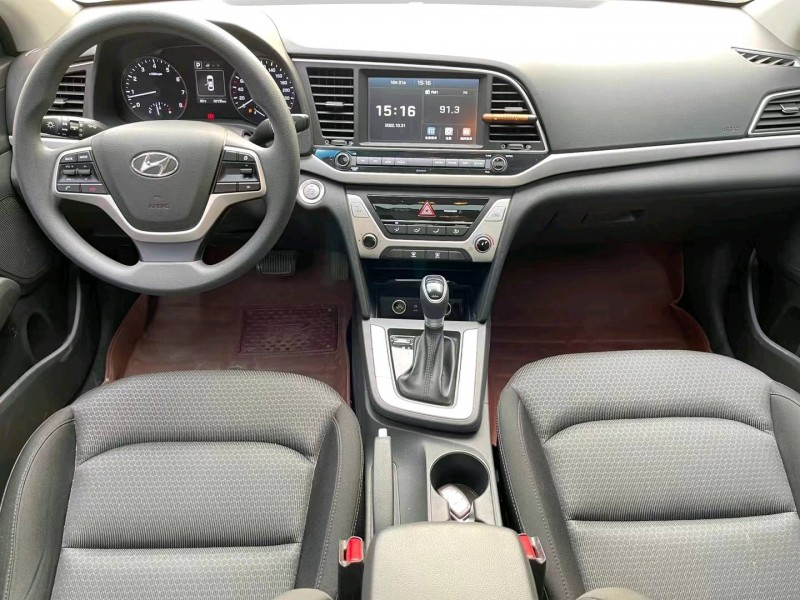 济宁18年现代领动5