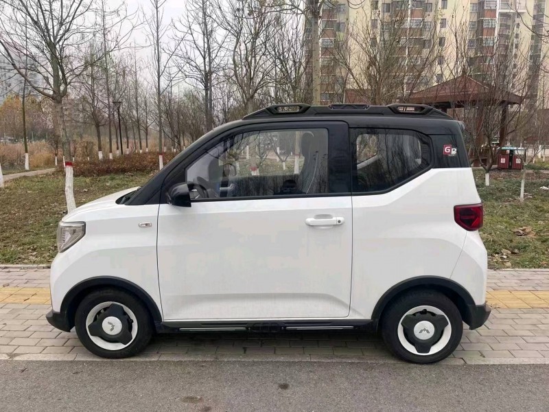 邯鄲22年五菱汽車宏光MINI EV2