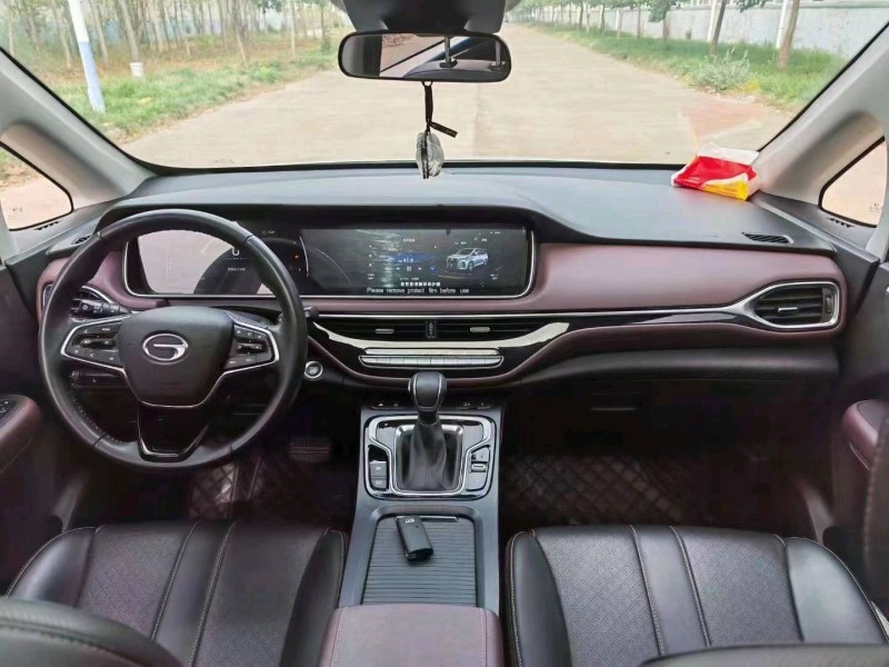 济南21年传祺M66