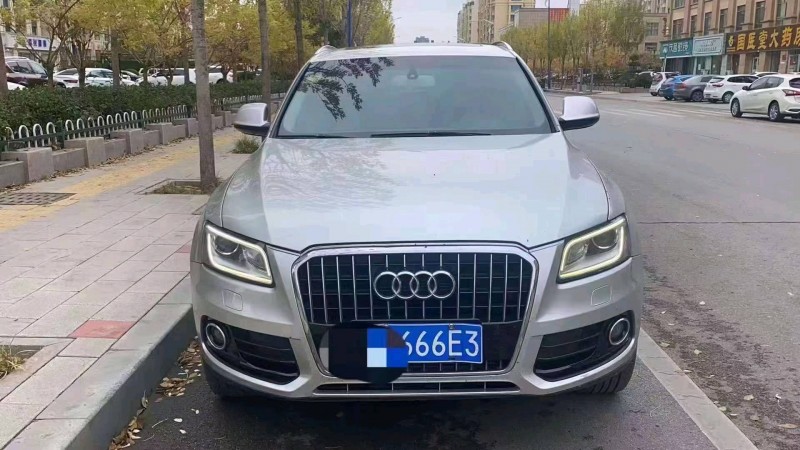 北京12年奥迪Q56