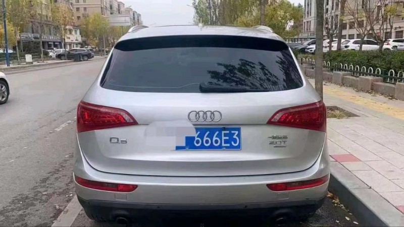 北京12年奥迪Q51