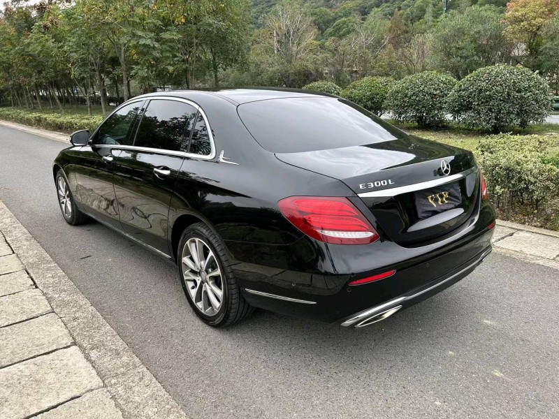 嘉兴17年奔驰E3