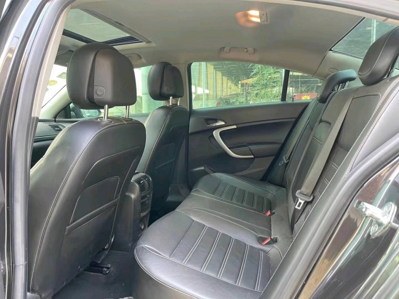 济宁14年别克君威6