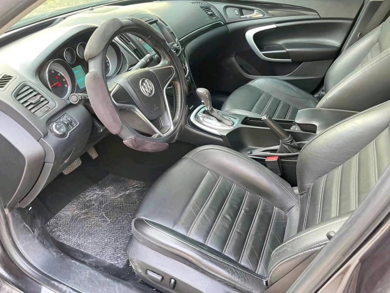 济宁14年别克君威4