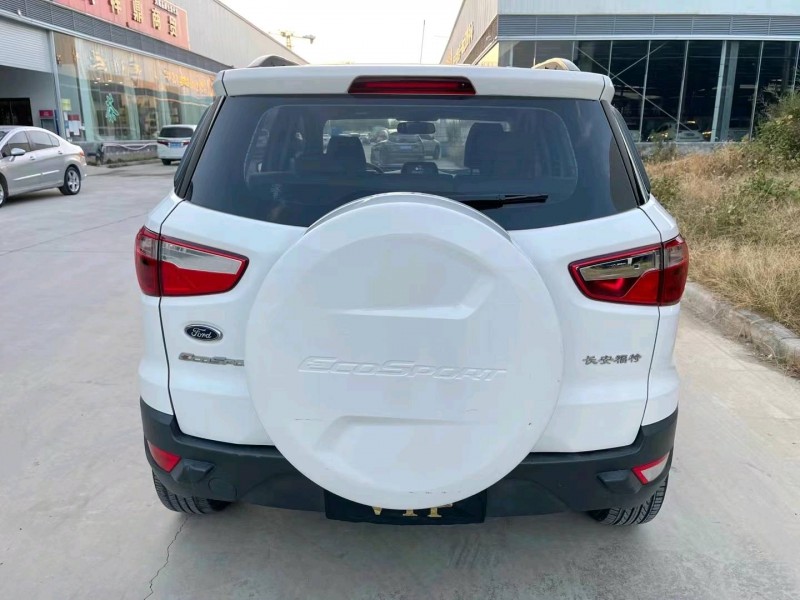 济宁16年福特翼搏9