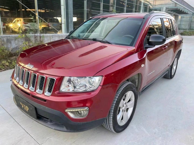 济宁13年Jeep指南者2