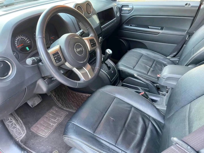 济宁13年Jeep指南者5