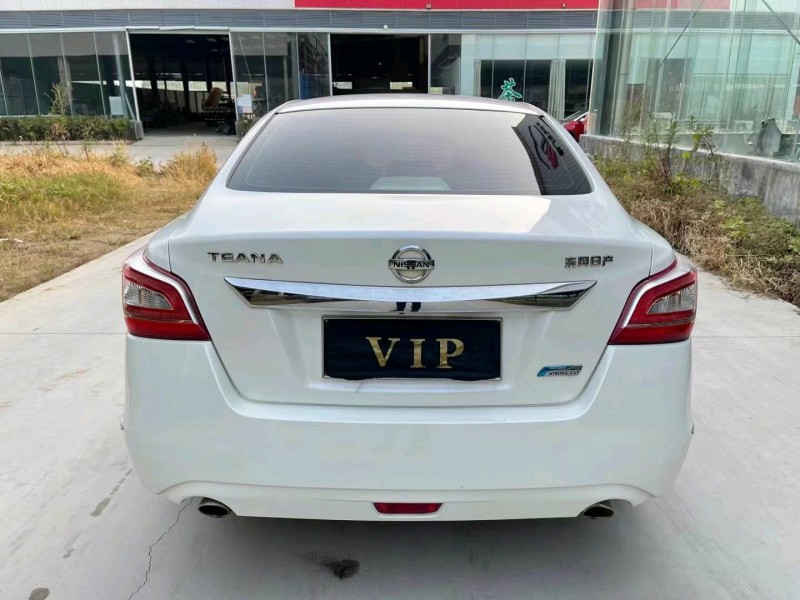 济宁13年日产天籁9