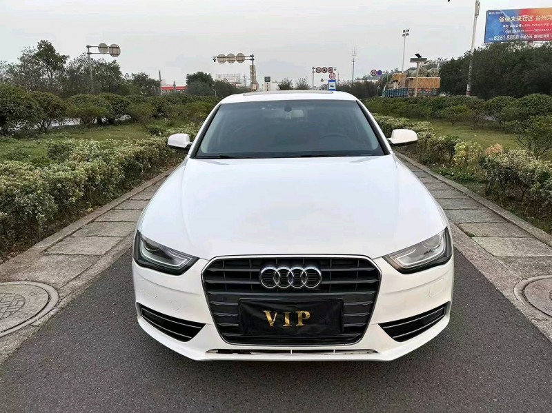 嘉兴15年奥迪A4L1