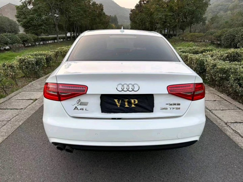 嘉兴15年奥迪A4L3