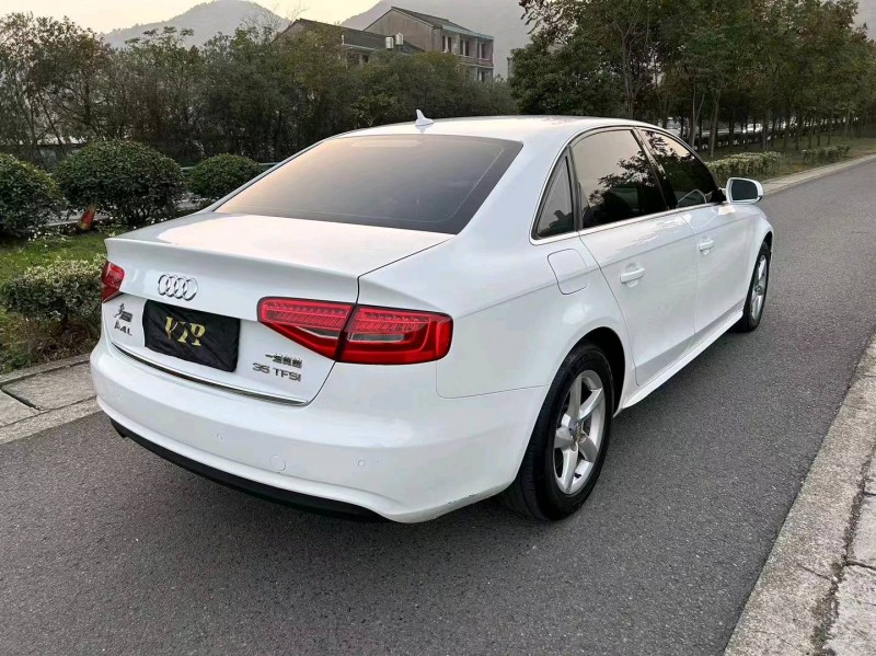 嘉兴15年奥迪A4L4