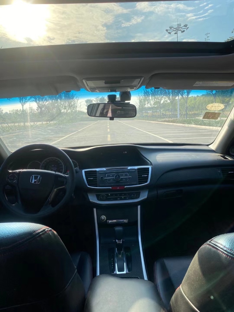 徐州15年本田雅阁2