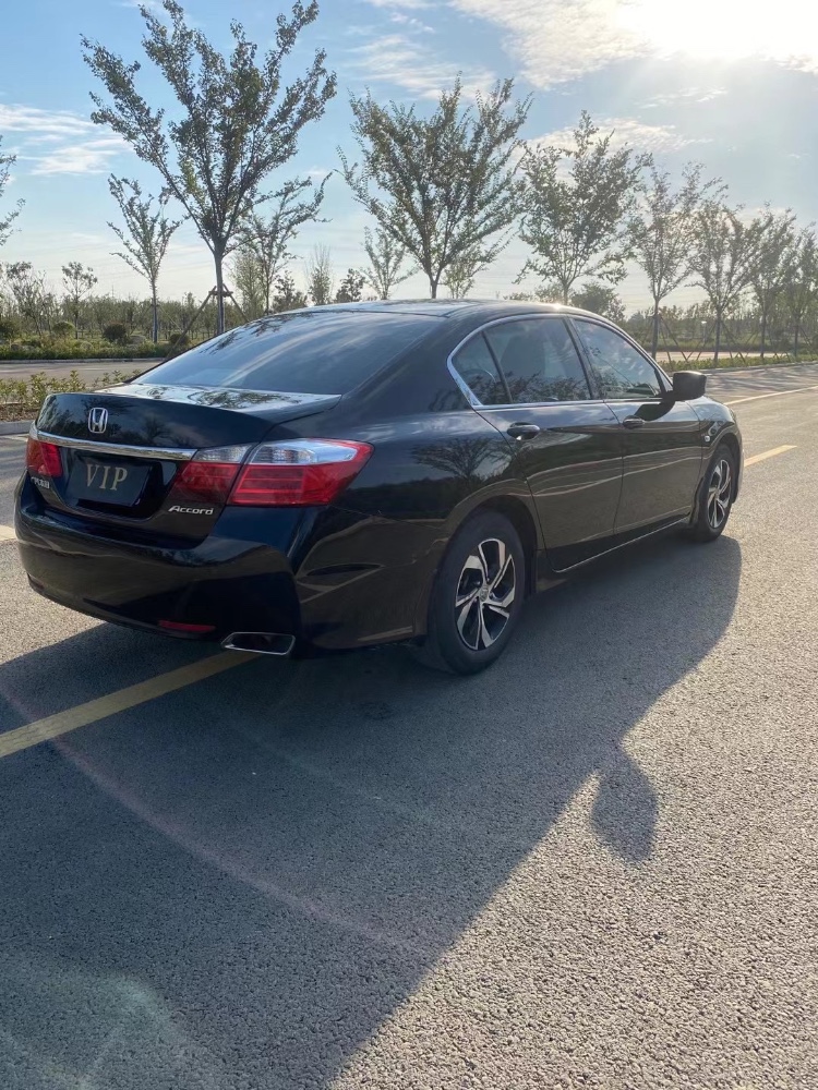 徐州15年本田雅阁6