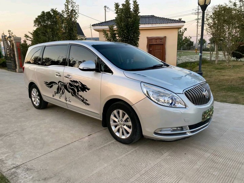 徐州16年别克GL82