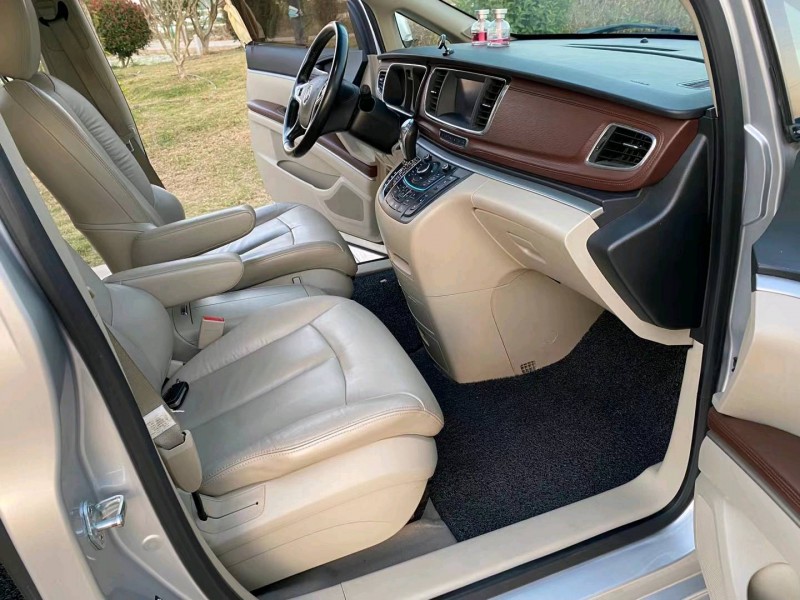 徐州16年别克GL86