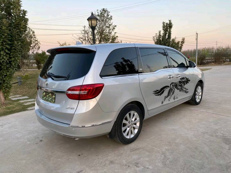 徐州16年别克GL88