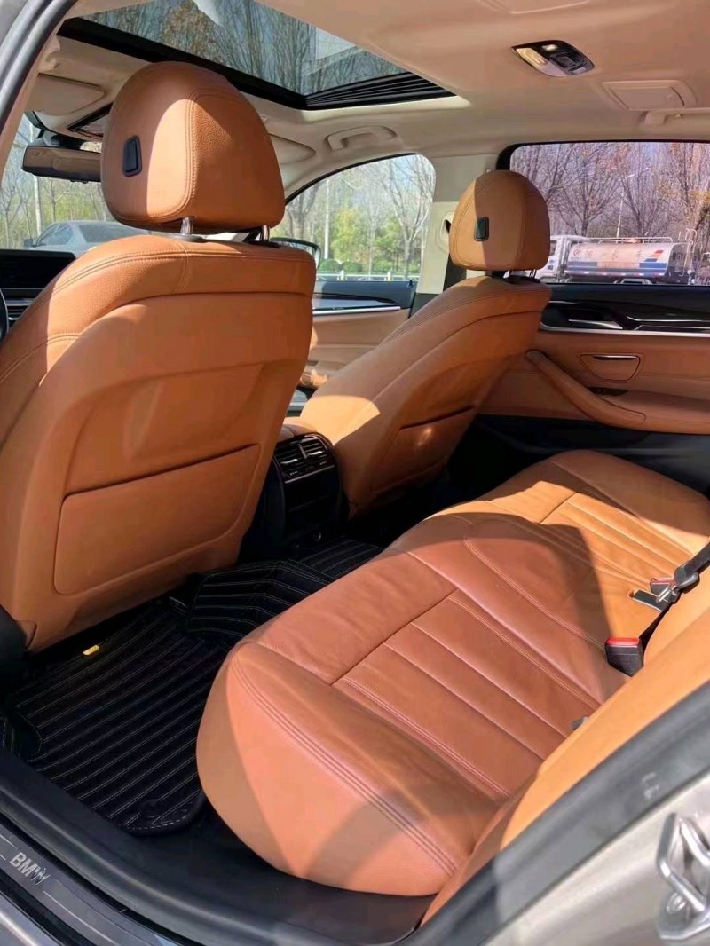北京17年宝马5系4