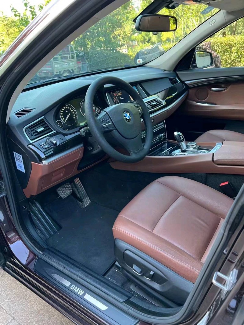 保定16年宝马5系GT4