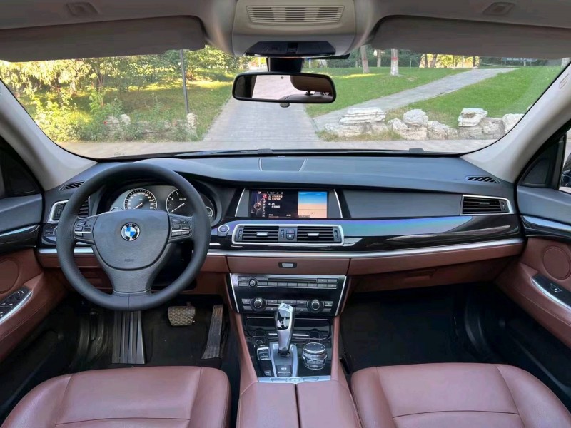 保定16年宝马5系GT8