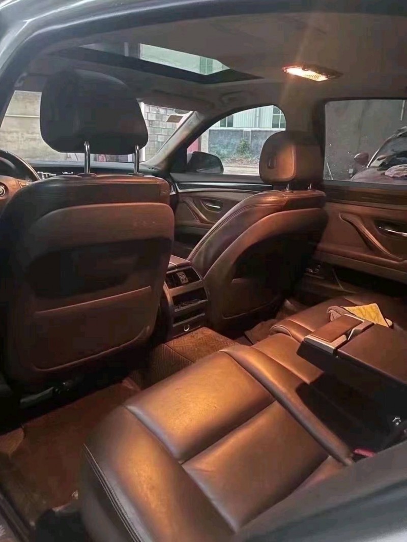 济南17年宝马5系4