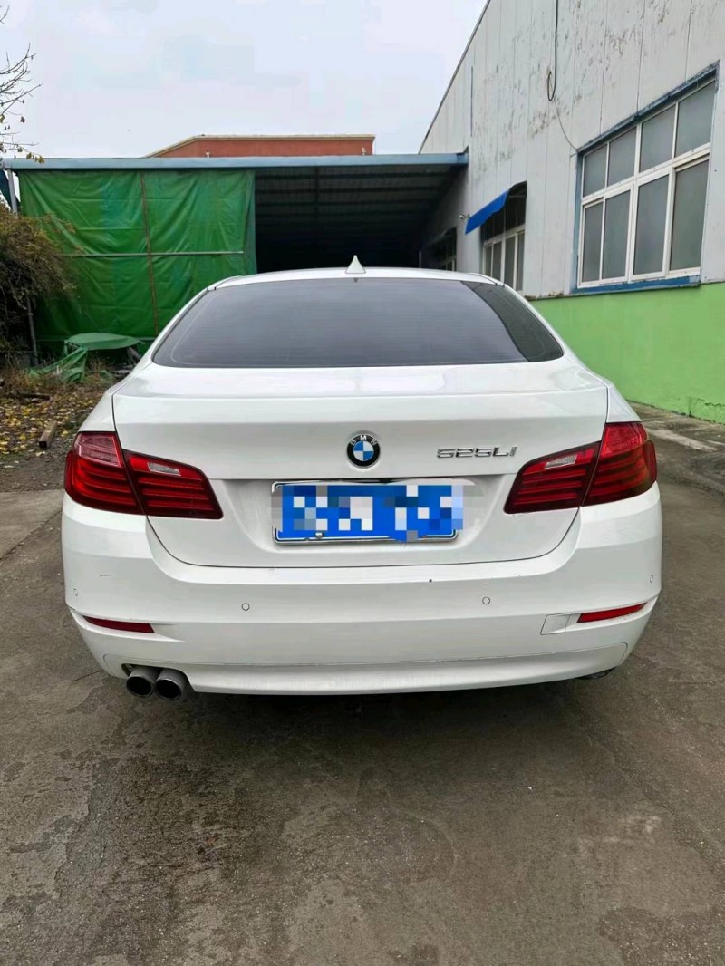 济宁15年宝马5系9