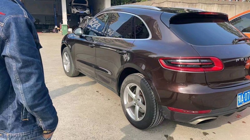 宜昌17年保時捷Macan3