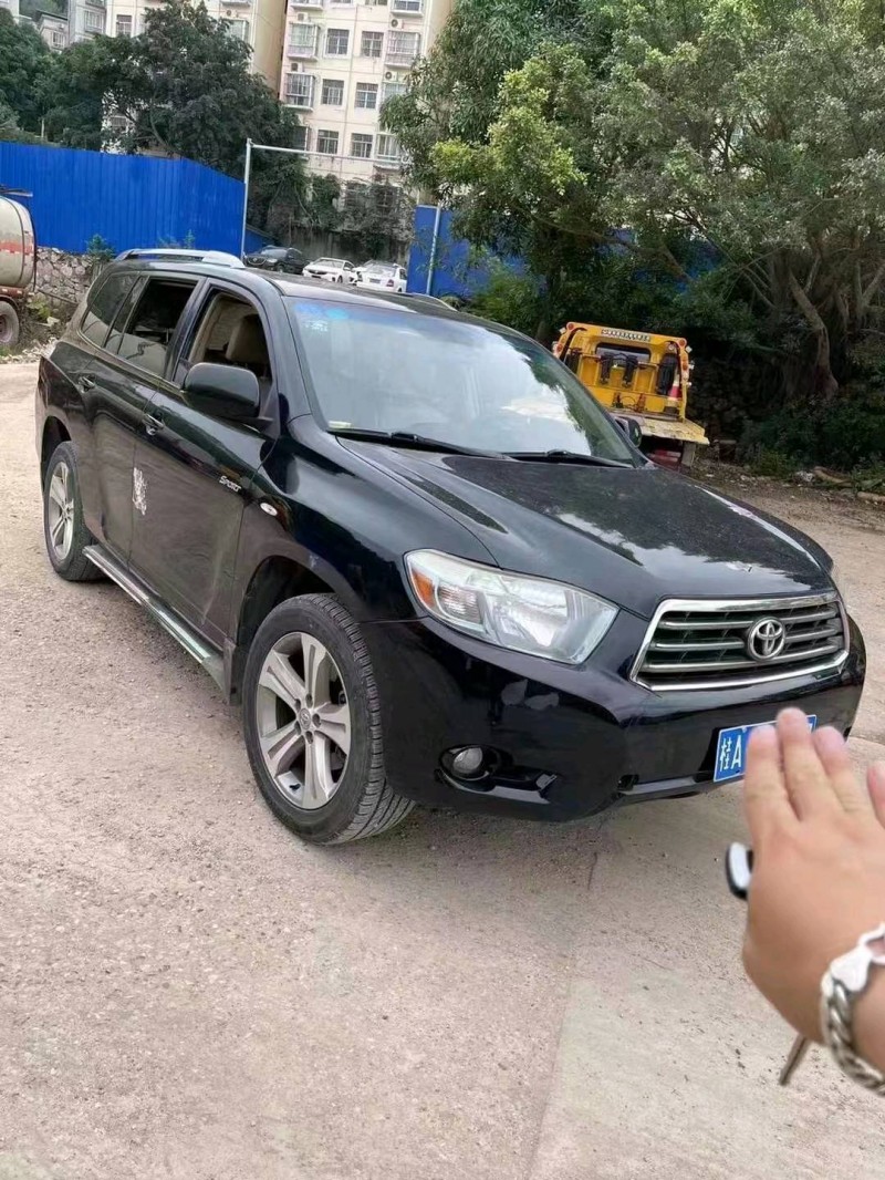 邯郸12年丰田汉兰达2