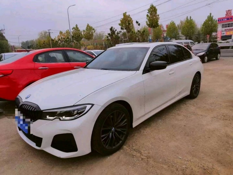 北京21年宝马3系2