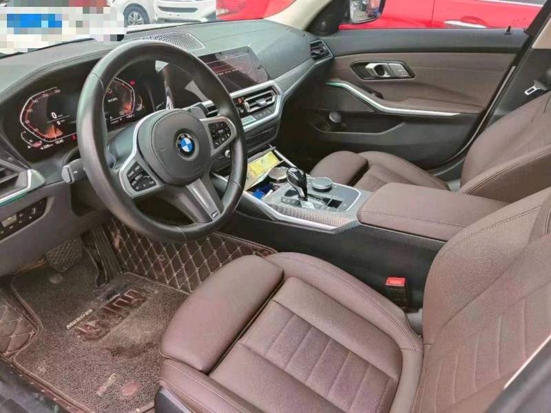 北京21年宝马3系3