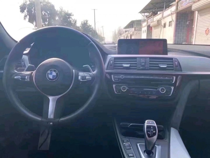 潍坊19年宝马3系6