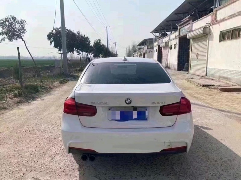 潍坊19年宝马3系9