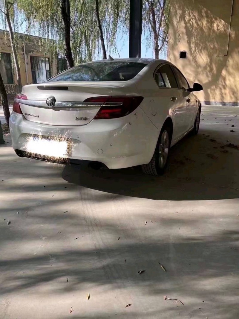 枣庄14年别克君威5